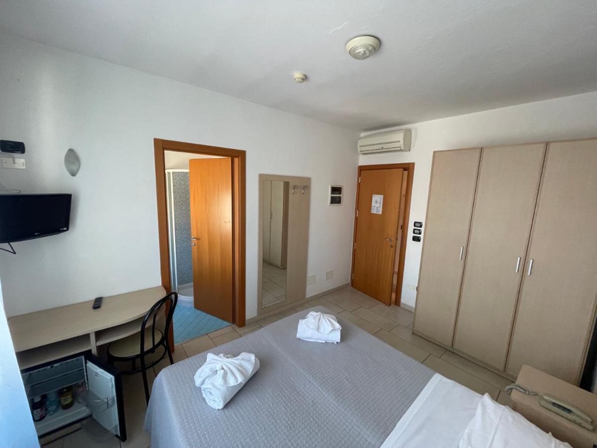 Hotel Marilonda Rimini Værelse billede