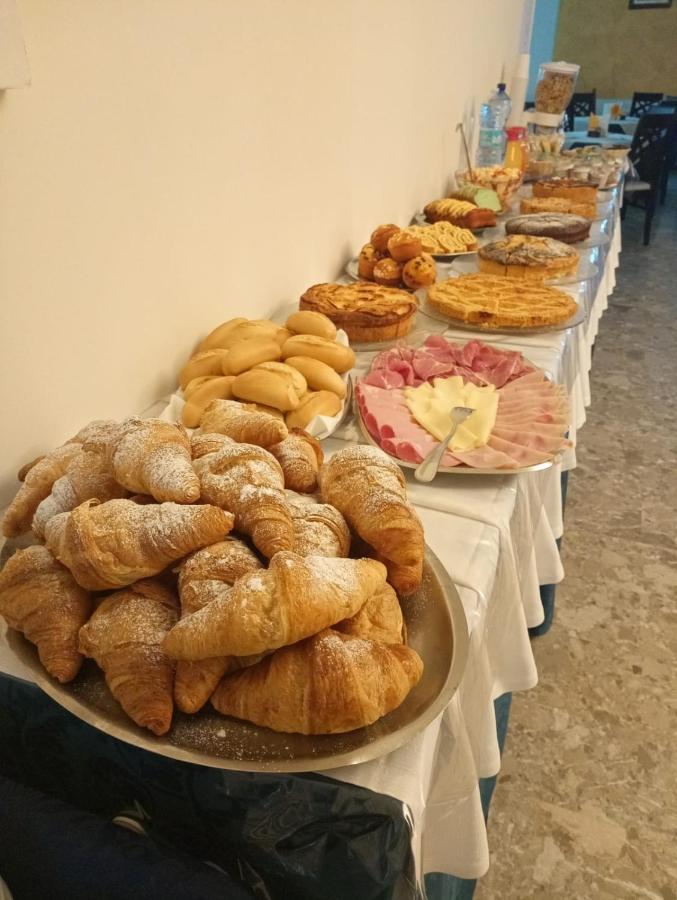 Hotel Marilonda Rimini Eksteriør billede
